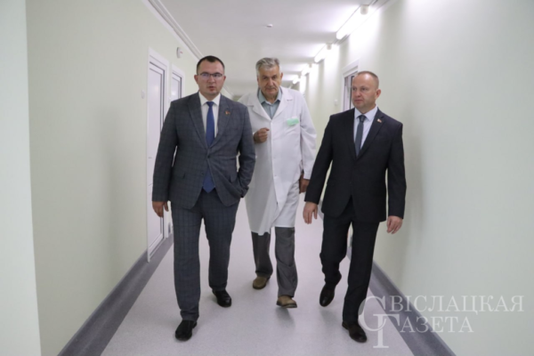 Социальное государство в действии: в Свислочской центральной районной больнице после текущего ремонта открыли терапевтическое отделение